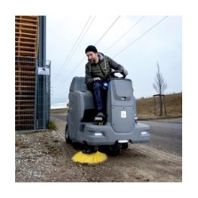Kärcher Zametací stroj KM 100/120 R G